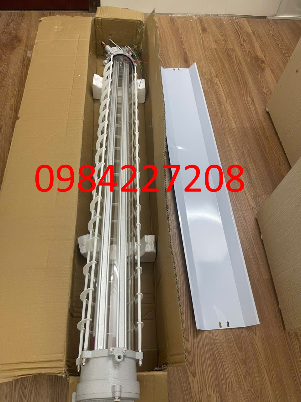 Đèn SH-BPY-2x18W